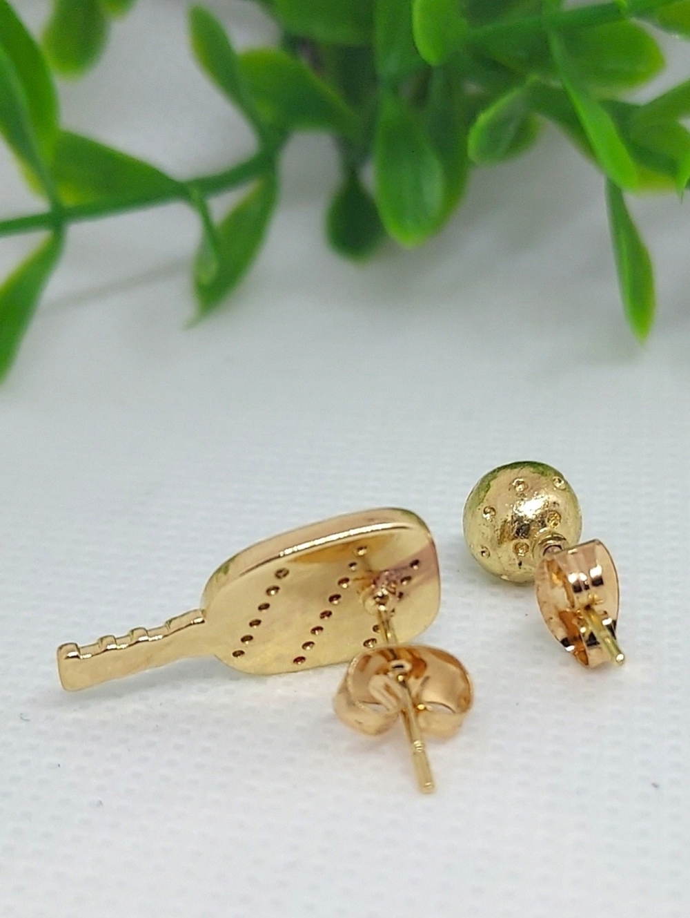 Earrings Reinstone/Multicolor Striped Pickleball And Paddle Gold NWT - Picture 3 of 5